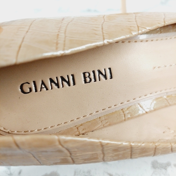 Gianni Bini Croc Print Slip On Tan Leather Platform High Heels V362 - Picture 10 of 12